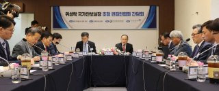 위성락 해양자유구상 참여 검토
