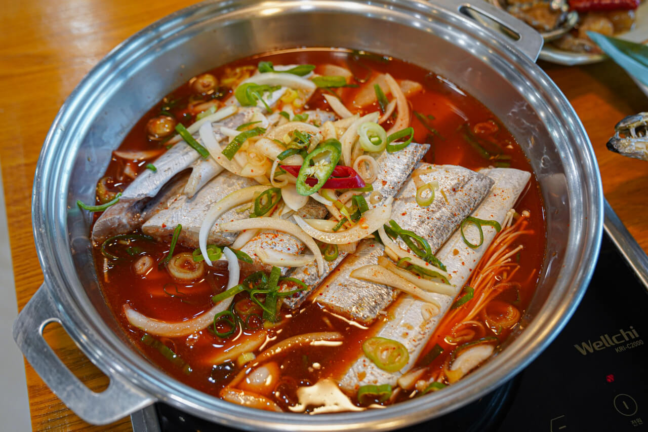 토밥 토요일은 밥이 좋아 제주 통갈치구이 갈치조림 맛집