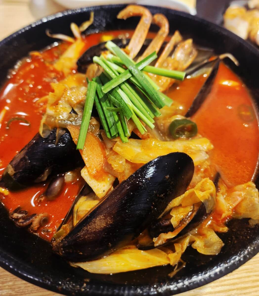 매운 해물 짬뽕