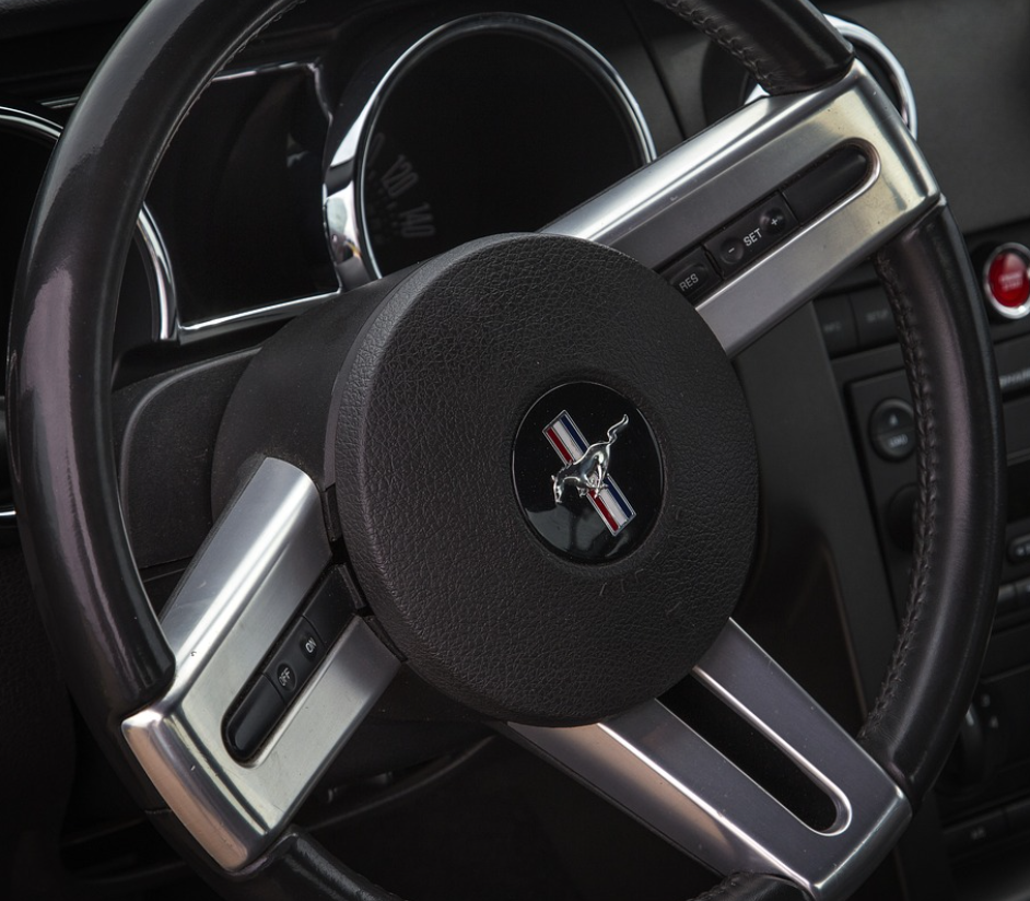 전기차 시대의 새로운 아이콘