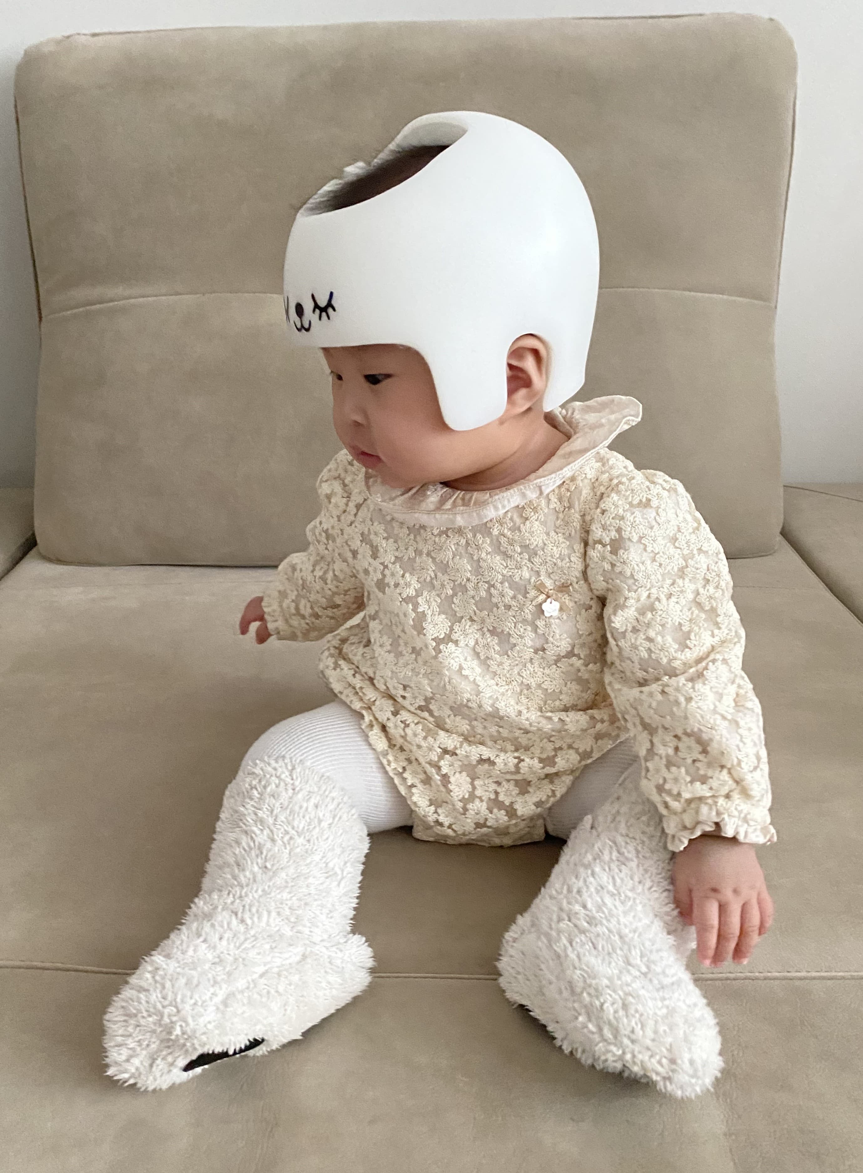 아기 두상교정 헬멧