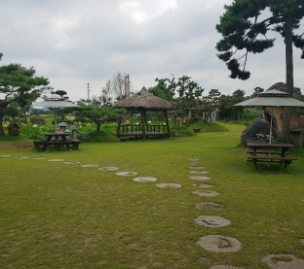 남겨서뭐하게 부여 연잎한상 백련정식 버섯전골 연꽃막걸리 맛집 식당