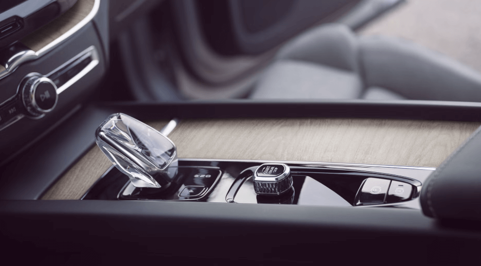 볼보 장기렌트카 가격과 안전성 비교