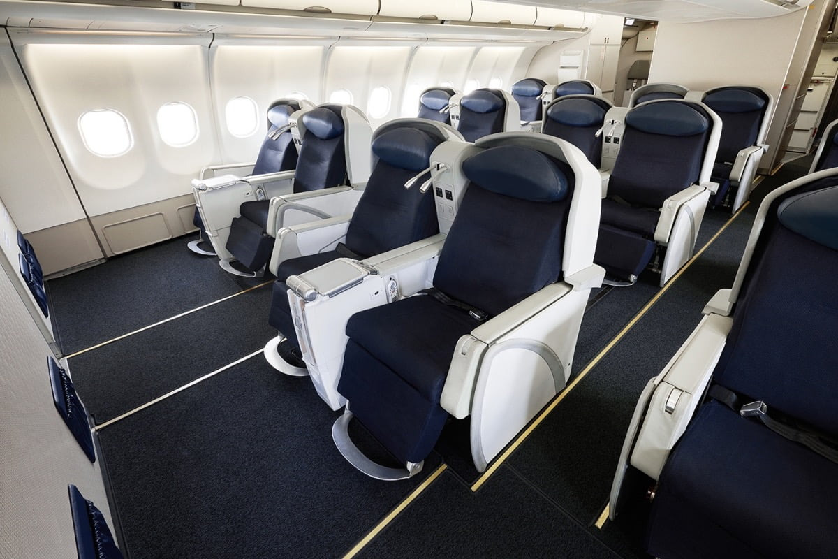 파라타 항공 비지니스 좌석 관련 사진