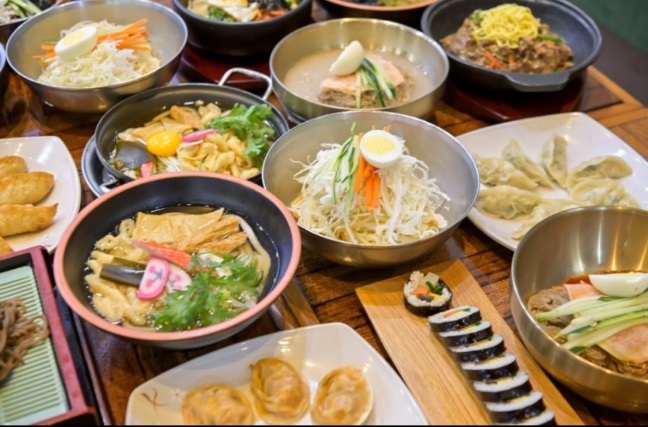 수원-남문시장-만두-쫄면-코끼리만두-분식집-40년