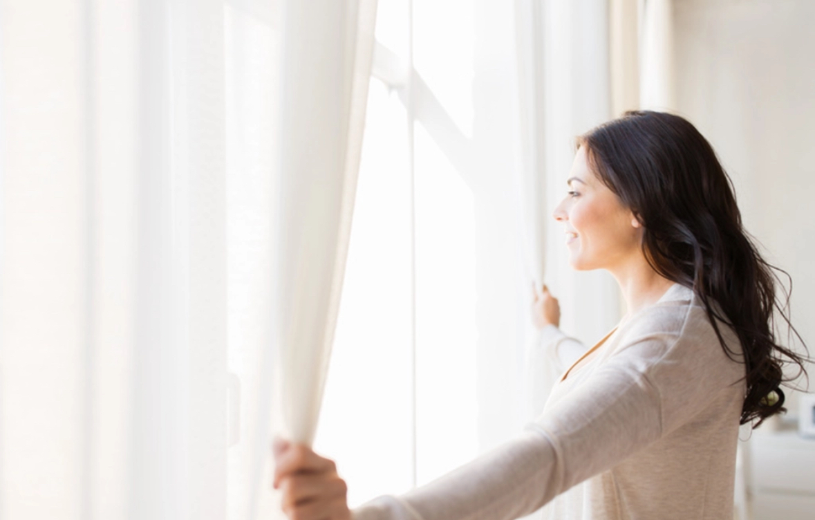 사무실 공기질 관리법 (환기의 중요성, 기관지 건강, 실내 식물)