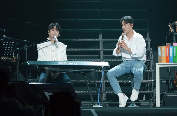 장민호·이찬원 '민원만족 콘서트'