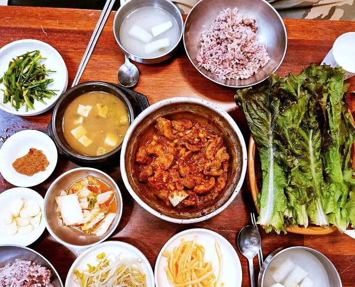 생방송오늘저녁 대구 서문시장 매콤한 돼지갈비찜 40년 노포 매운 소갈비찜 맛집 추천