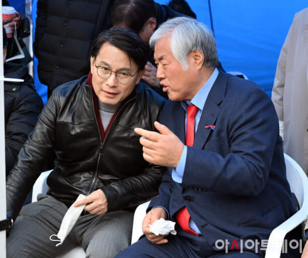 전광훈 목사, 압수수색 & ‘빤스 목사’에 버럭