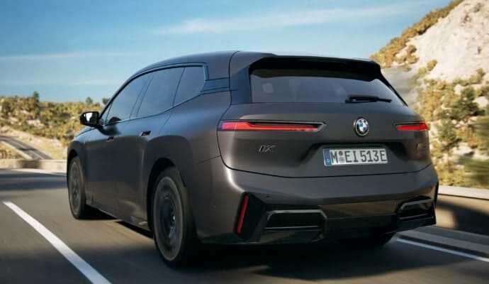 BMW iX M70 xDrive