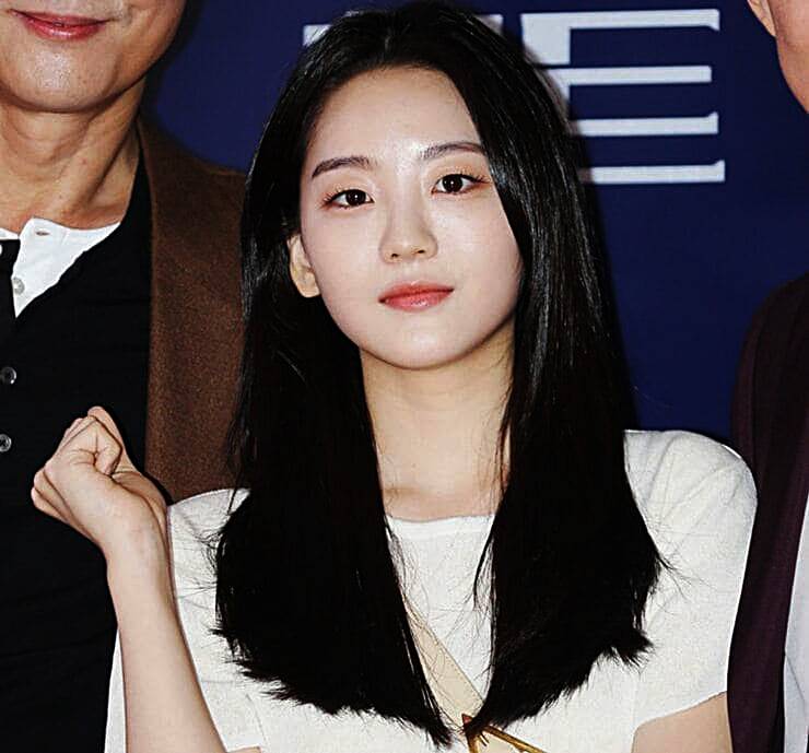 배우-조이현