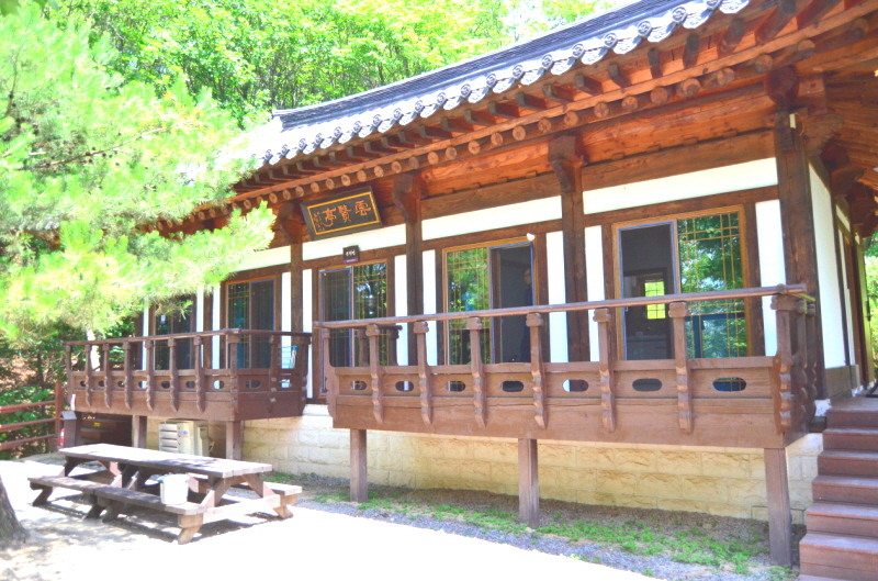 ํฌ์ฒ ์ด์
์ฐ ์์ฐํด์๋ฆผ ์ฃผ๋ณ ๋ง์ง ์นดํ ๋งํธ ์ค์ผ์ฅ ์ ํต ์์ฅ ํน์ฐ๋ฌผ ์์ธ ๊ฐ์์ง ๋๋ฐ ์ ๋ณด