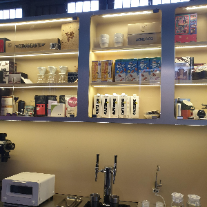 치앙마이 카페 투어 ④ : 치앙마이 동쪽 카페들 (BREWGINNING COFFEE)_매장 안쪽