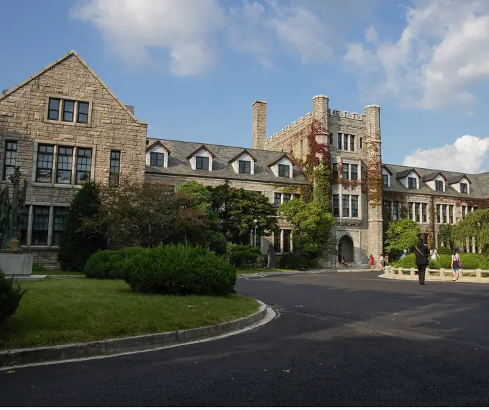 닥터슬럼프 촬영지 서울 중앙고등학교