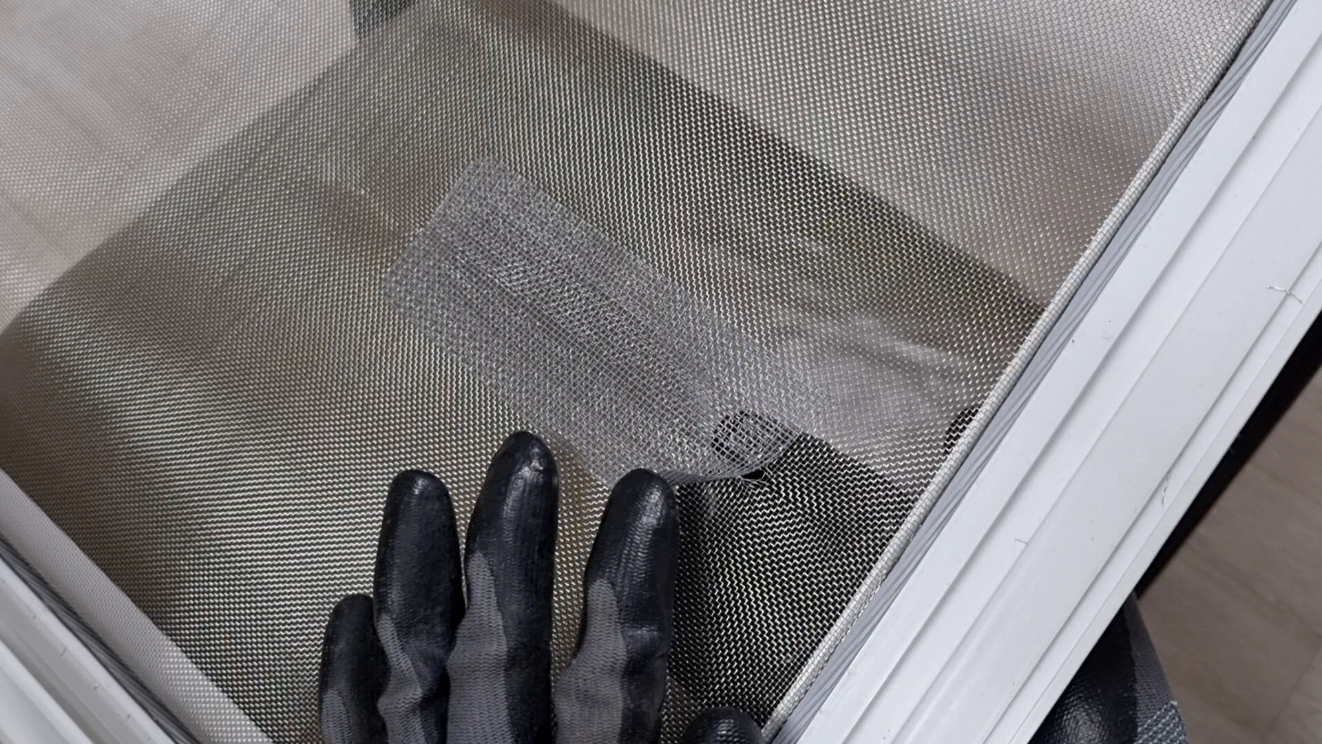 떨어진 방충망 보수용 스티커