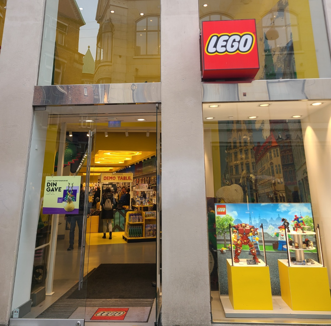 덴마크 코펜하겐 LEGO 플래그쉽 스토어 전경