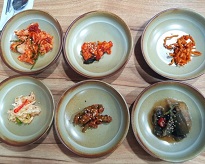 반찬들