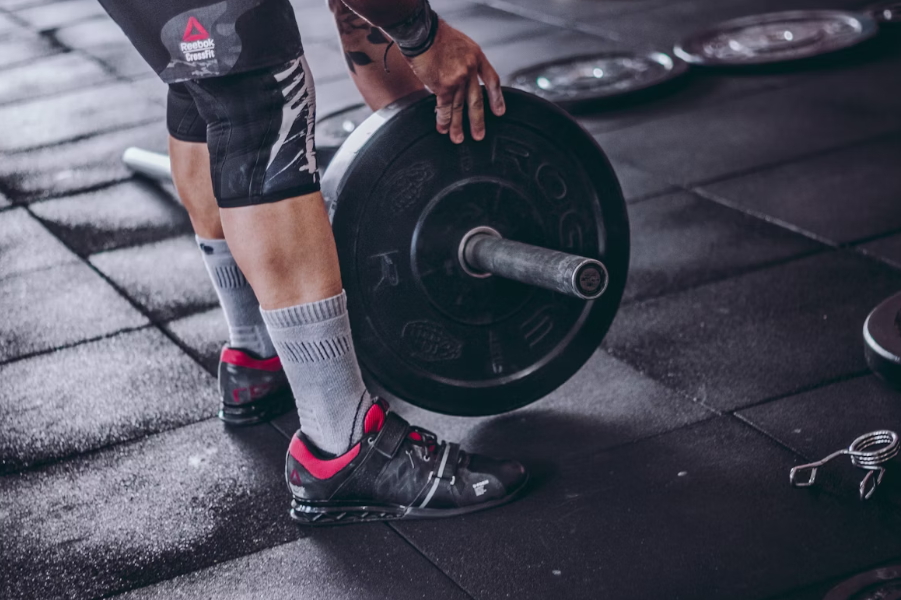 근력 운동하는 사진