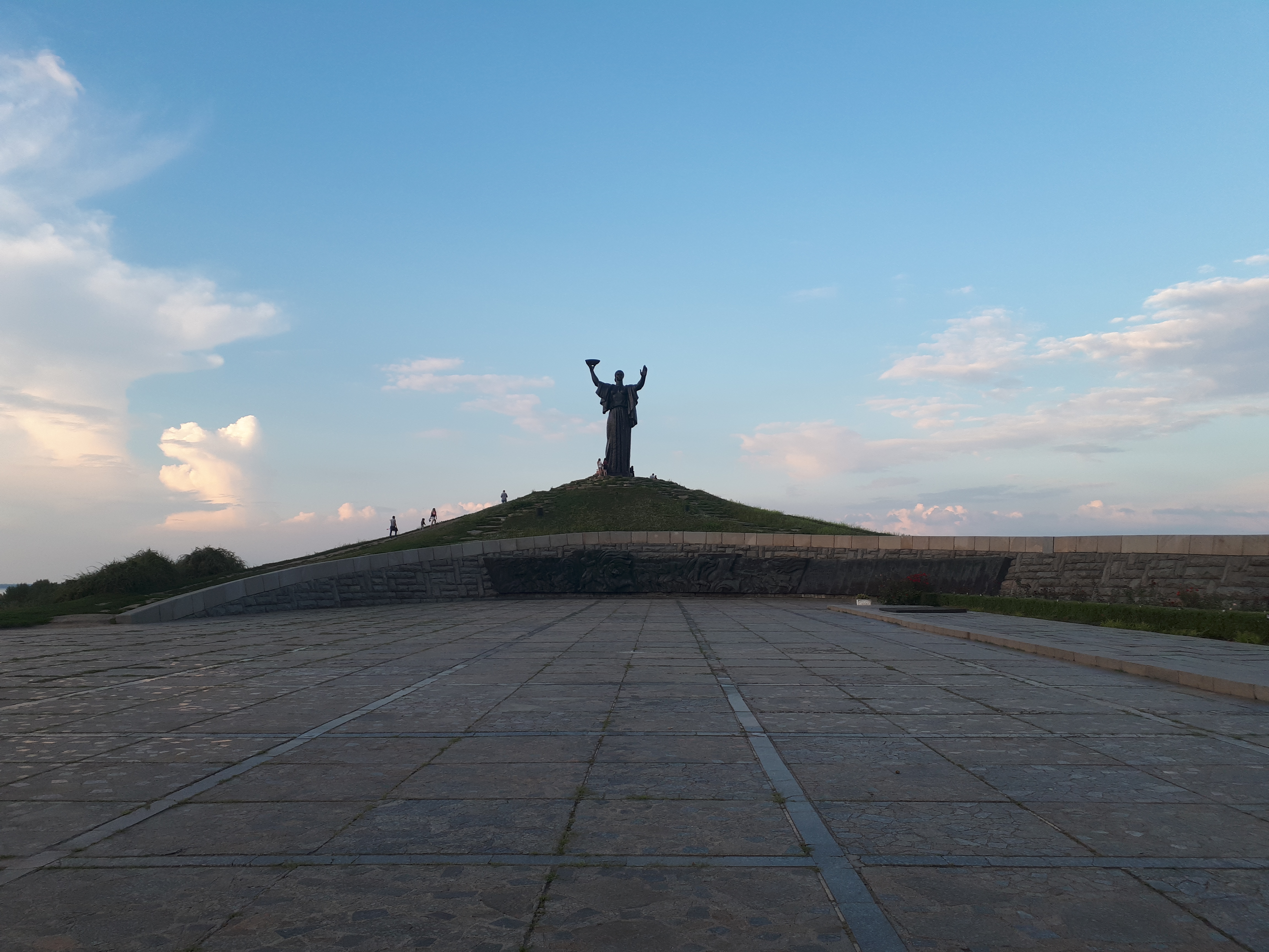 우크라이나 체르카시 힐 오브 페임 먼 거리