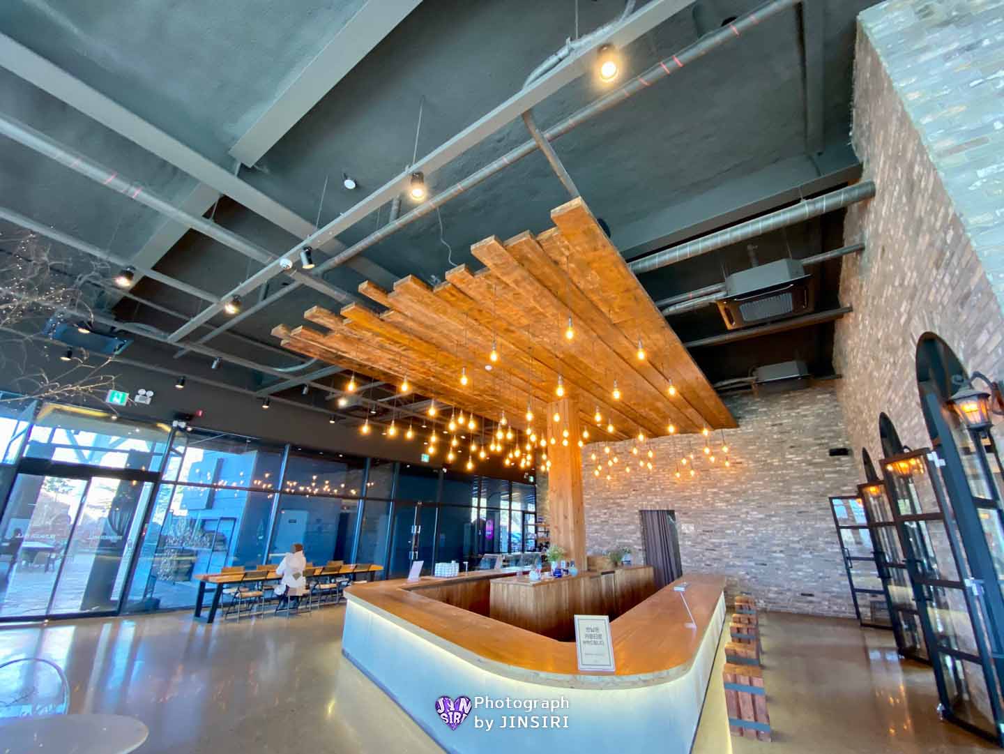 파주 대형 베이커리카페 브런치 맛집 벙커힐 헤이리마을 신세계아울렛 서울근교드라이브