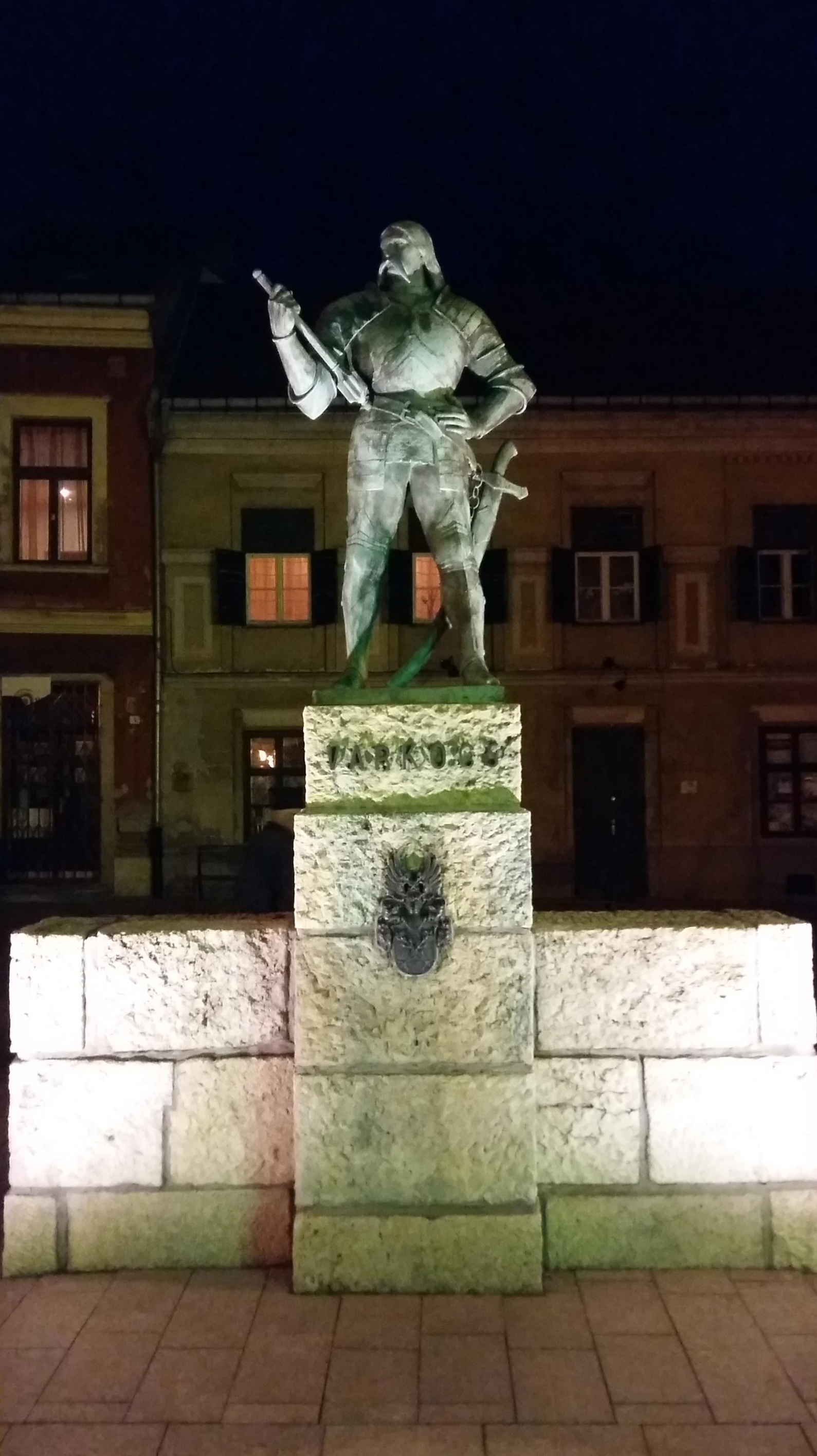 헝가리 세케슈페헤르바르 동상