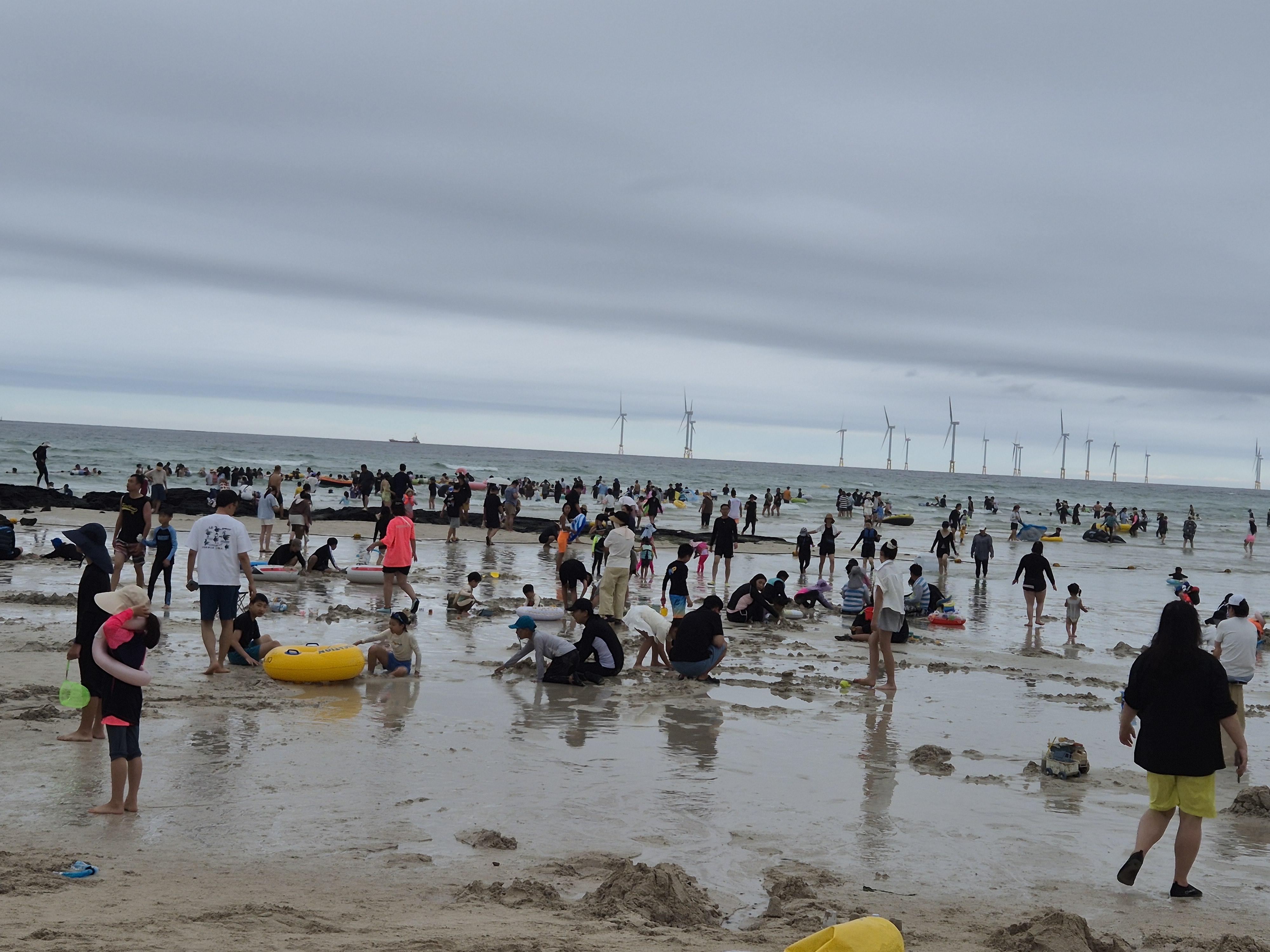 제주도 협재해수욕장 파도타기 좋은 날!