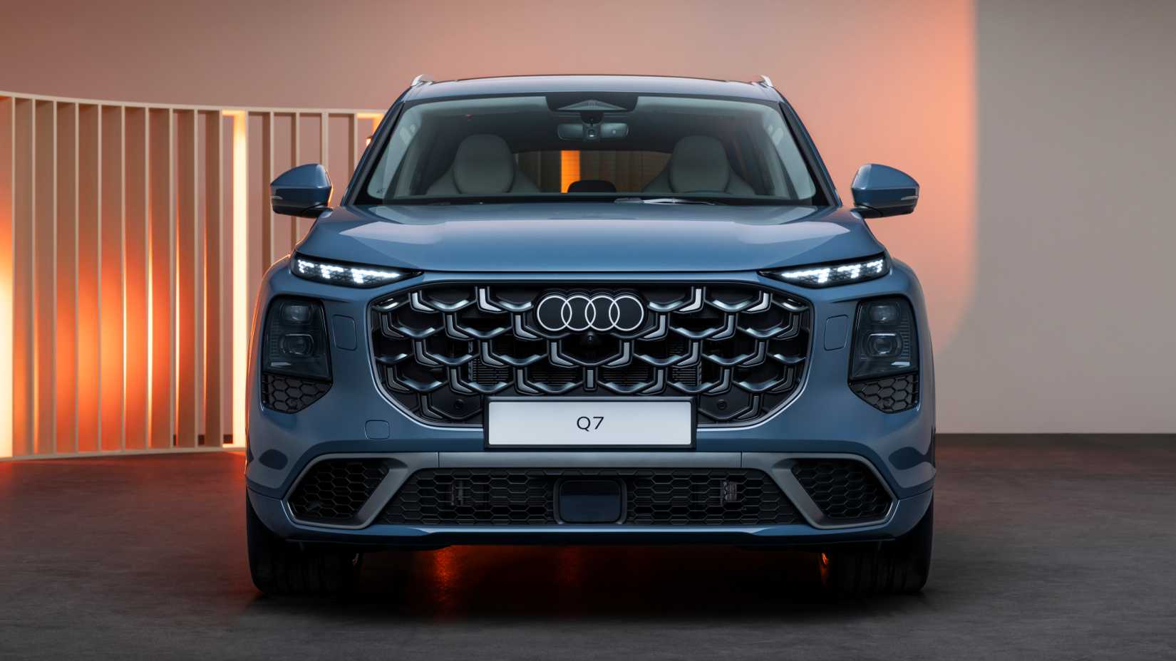 2027 아우디 SQ7 테일라이트 디자인