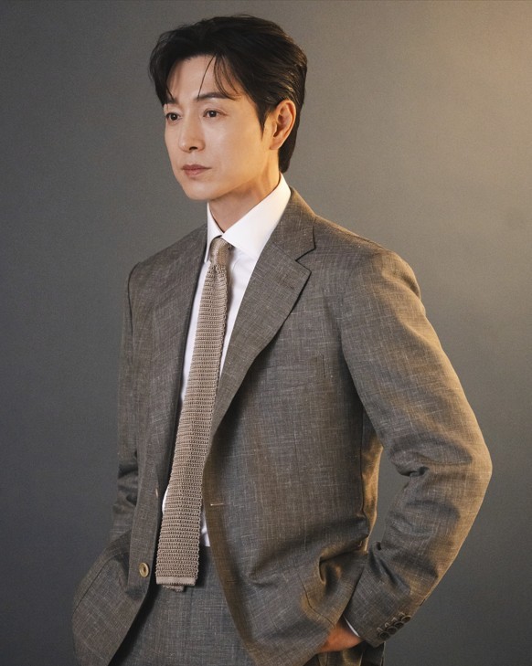 정성일 프로필