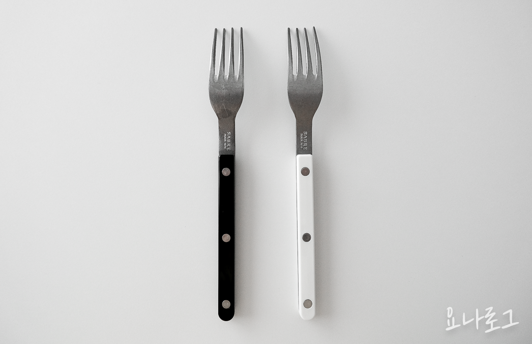 사브르 사브르커트러리 커트러리추천 커트러리 추천커트러리 사브르빈티지 빈티지커트러리 예쁜커트러리 예쁜식기추천 신혼부부추천템 예쁜식기 예쁜커트러리 사브르포크 사브르스푼 사브르수저 사브르나이프 SABRE 신혼부부선물