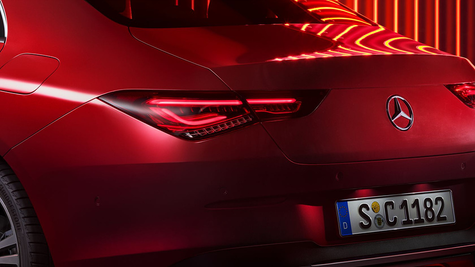 2023년식 벤츠 CLA 250 후면 외관 디자인