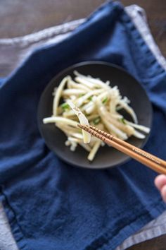 침삼킬때 목통증 목따가운 이유&amp;#44; 완화방법 인후통 생기는 이유