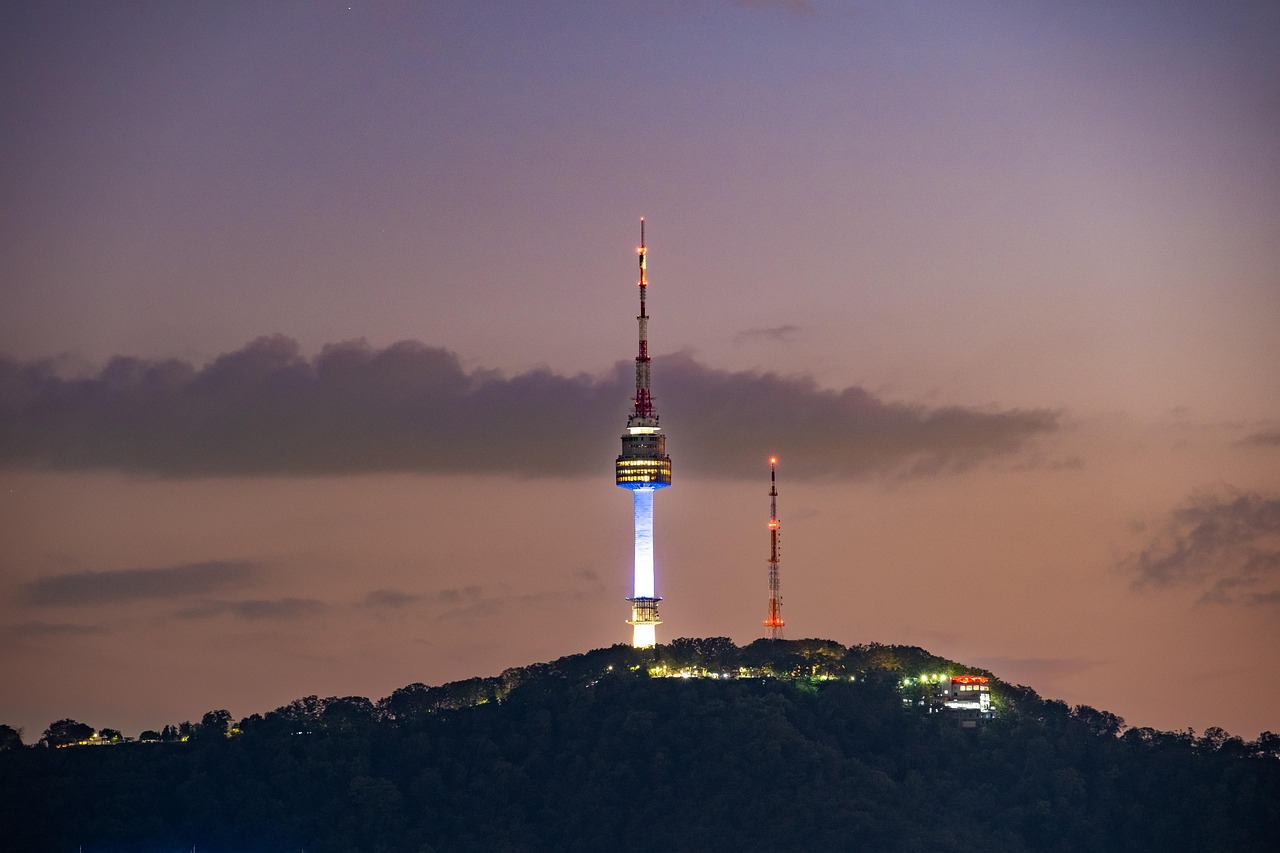 남산서울타워 &ndash; 서울의 야경 명소