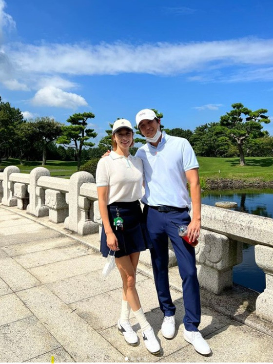 불륜의혹 강경준 사과문, 입장