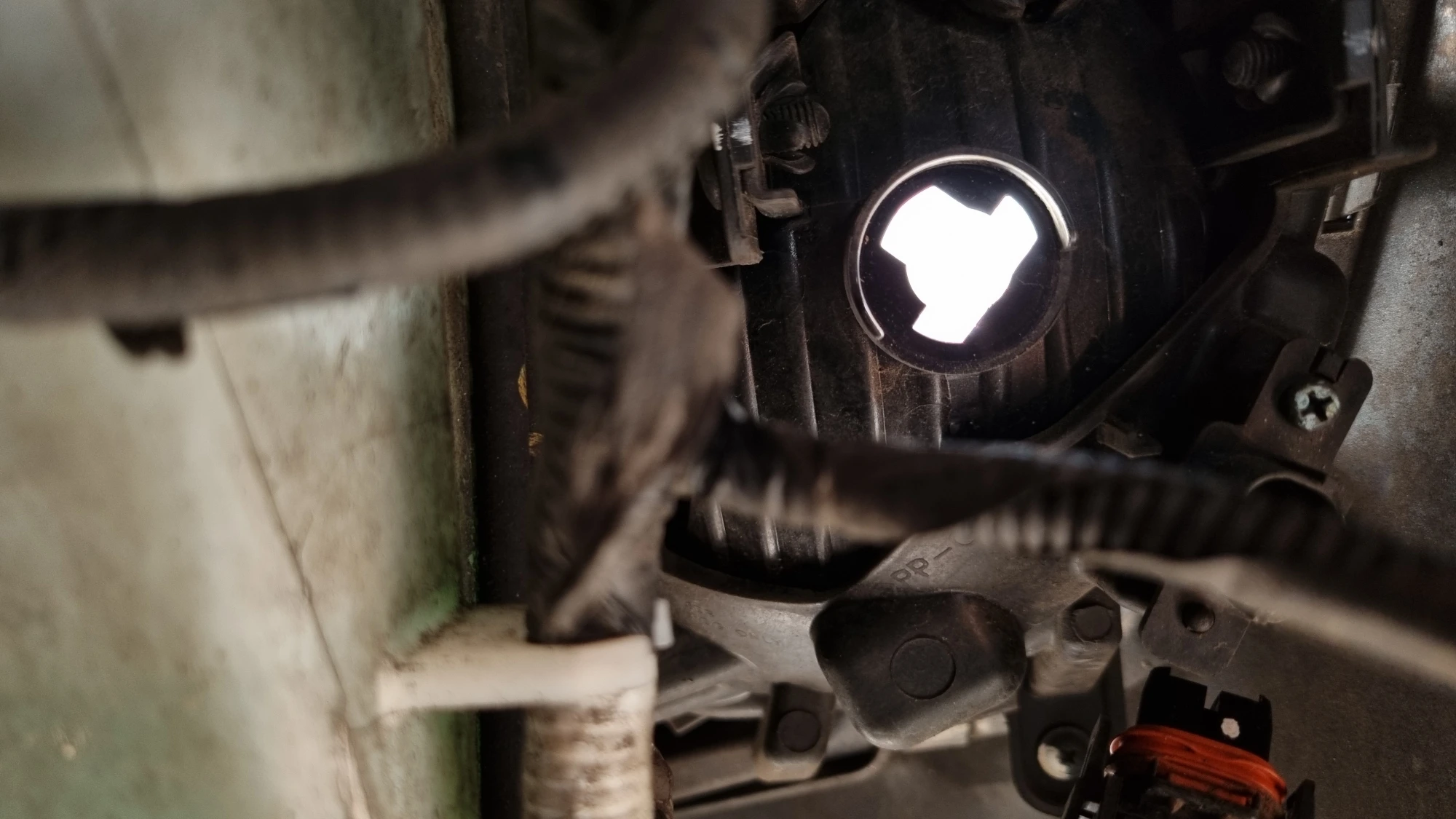 안개등 램프 끼우는 방향