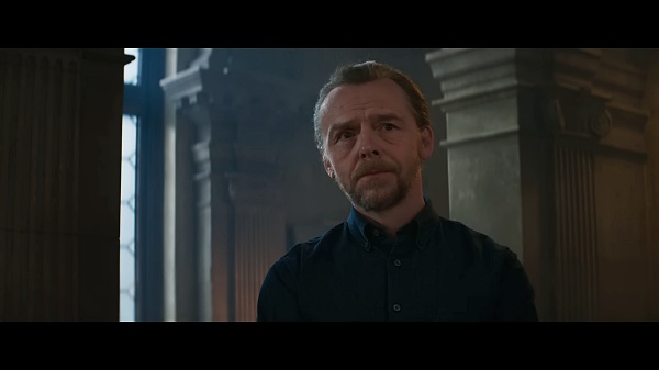 서-있는-사이먼-페그