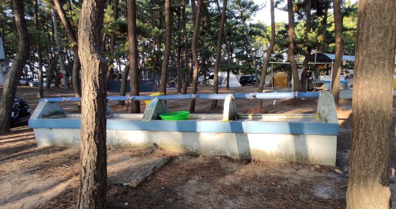 온수가 안나오는 개수대