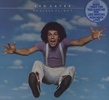 퍼포먼스 세이어