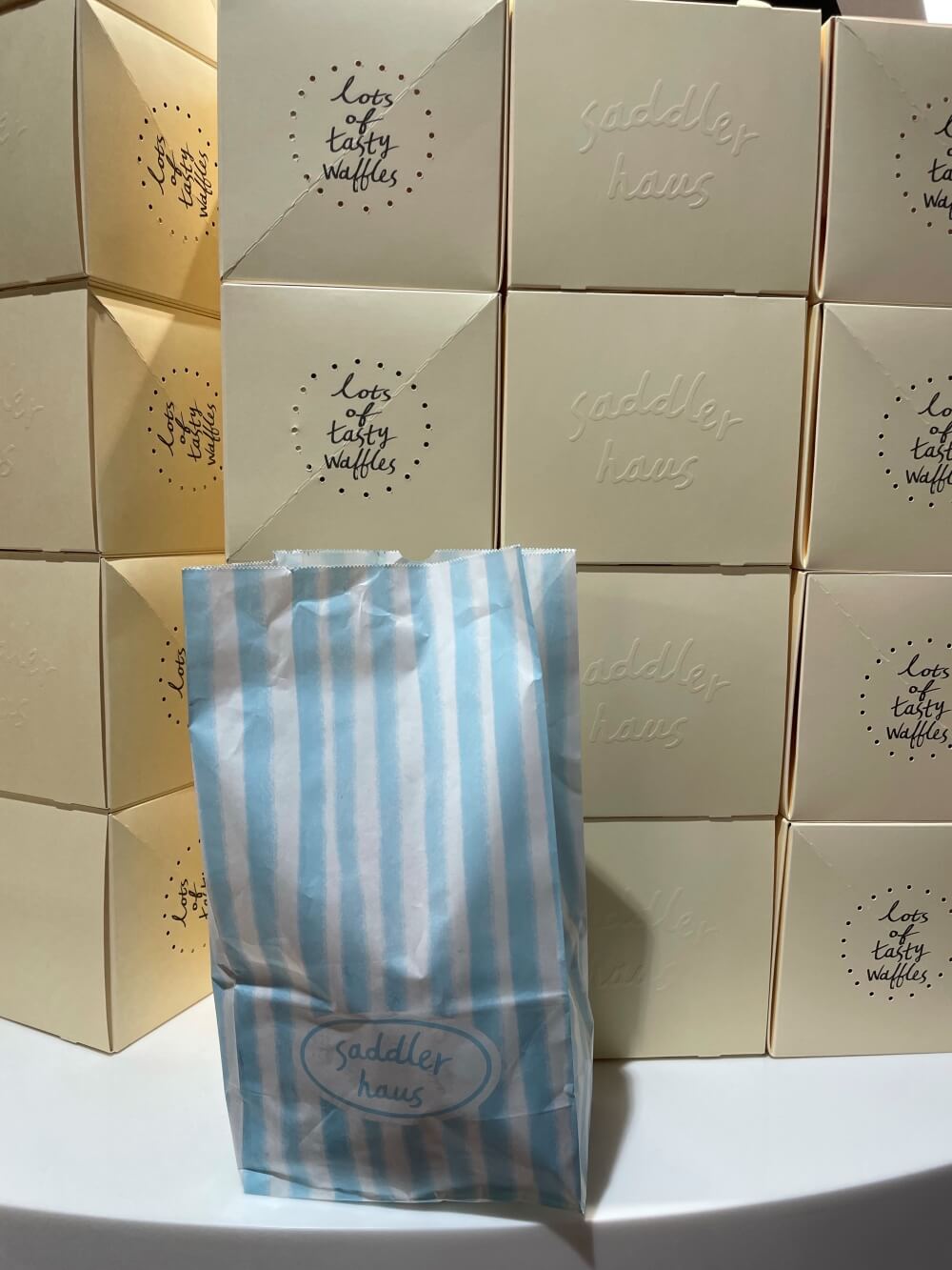 새들러-하우스-광교점-크로플-포장한-모습