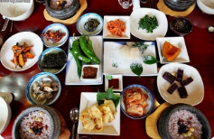 돌솥비빔밥
