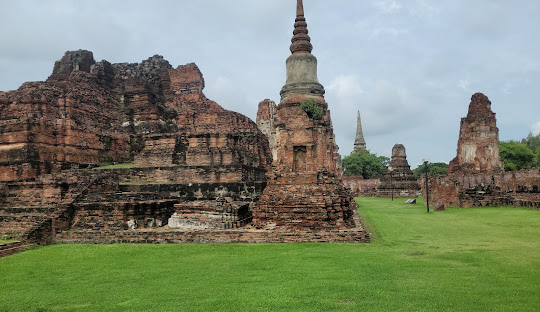 왓마하탓(Wat Mahathat)