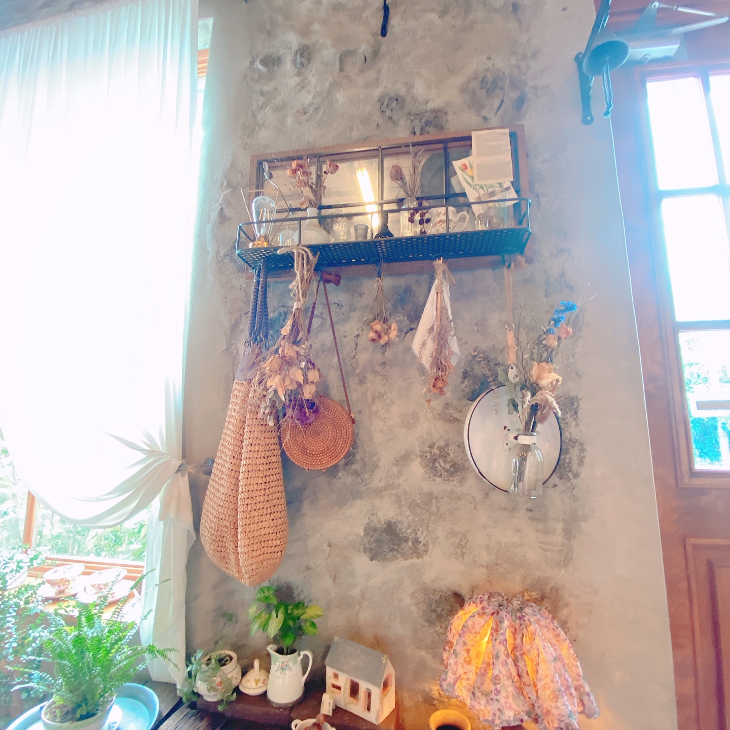 제주 서귀포 귤꽃다락 귤밭돌창고 개조 카페