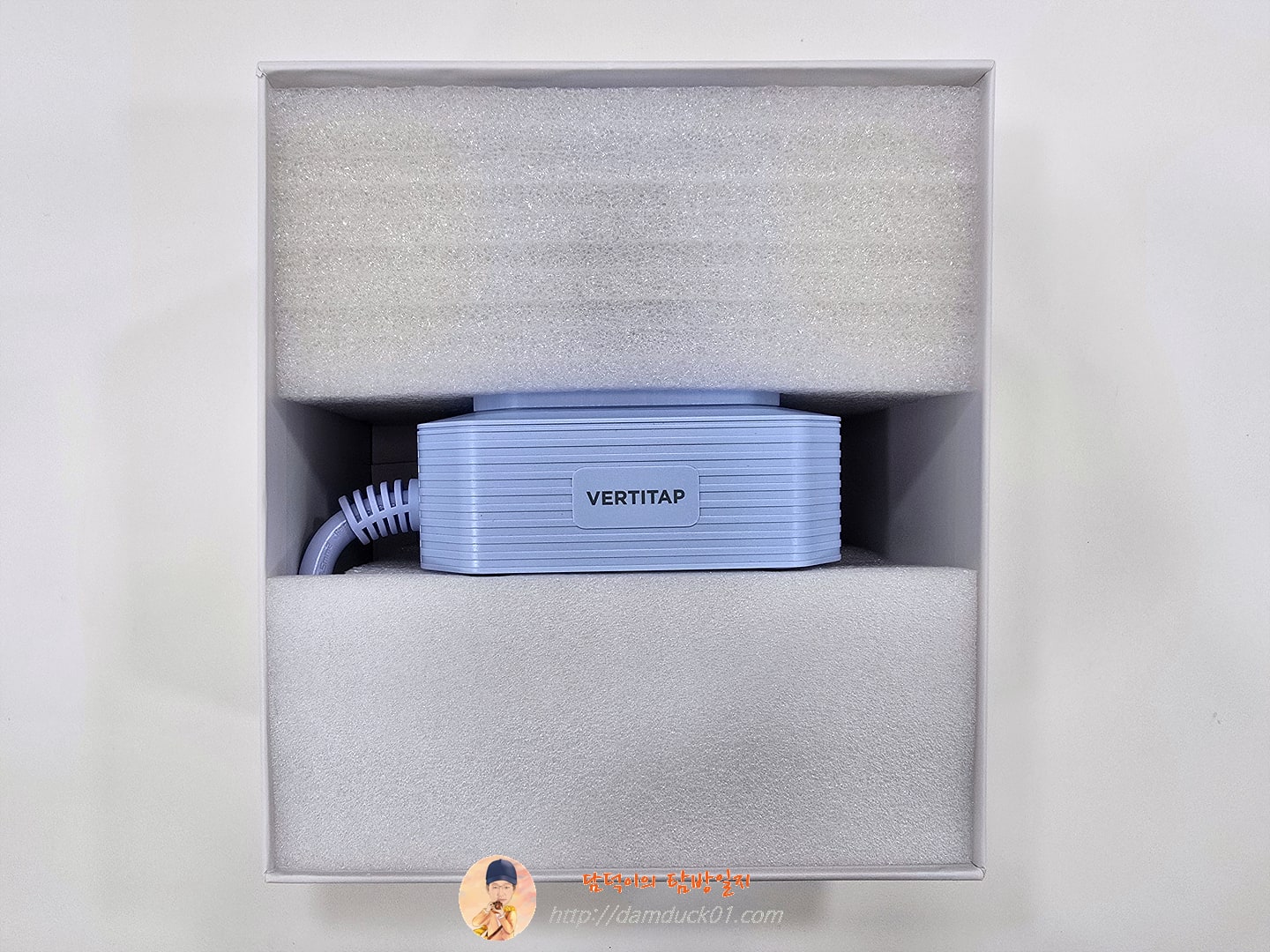 버티탭 버티컬 고용량 4000W 타워 멀티탭 큐브 9구 캠핑 여행 에어컨 디자인 2m