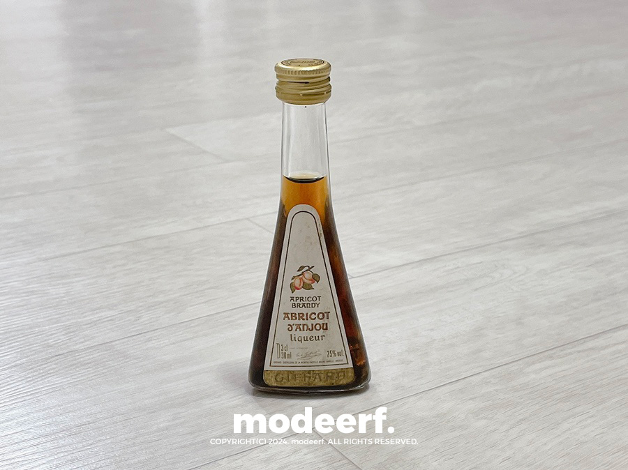 GIFFARD Apricot Brandy MINIATURE