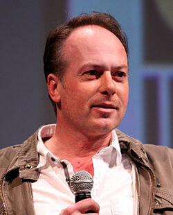 톰 맥그라스 감독