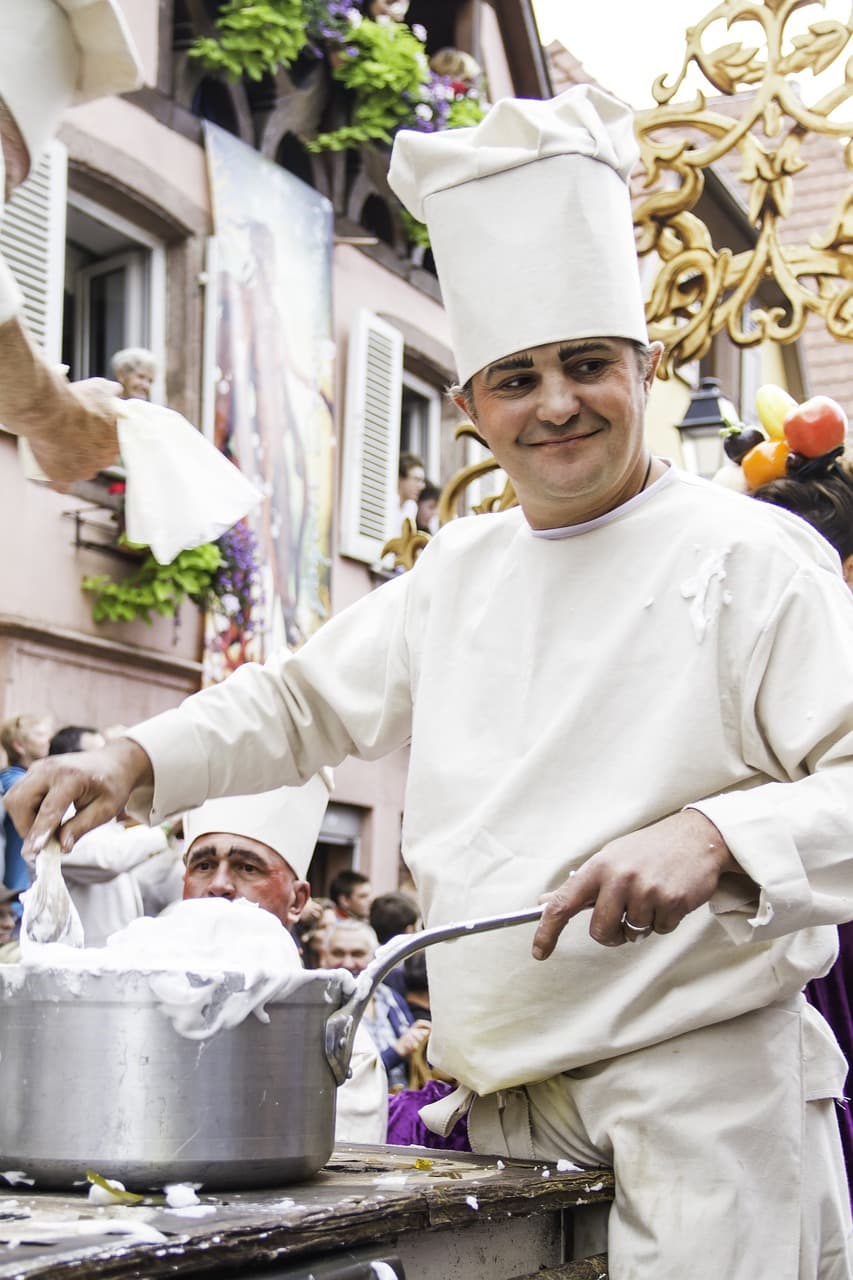 왕족과 귀족의 식탁: 유럽 왕실, 조선 왕실, 오스만 제국의 궁중 요리