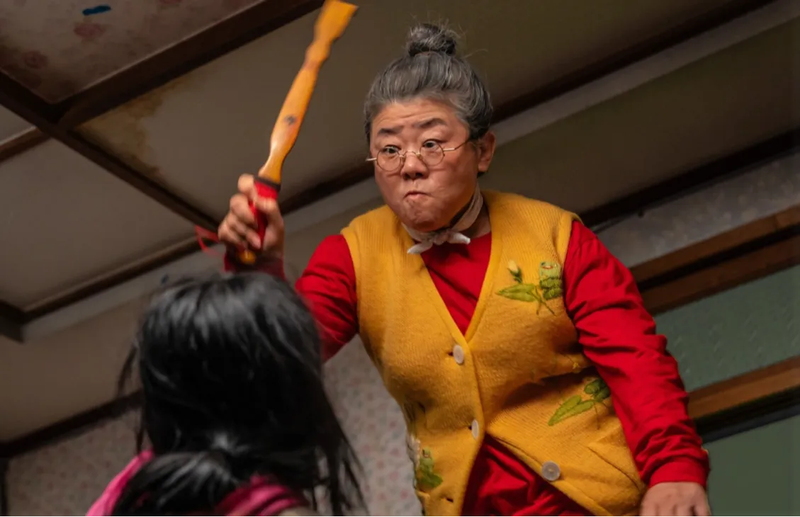 좀비딸 신기록, 조정석 좀비딸 1위, 조정석 영화, 여름 흥행 불패, 한국 코미디 영화, 박스오피스 1위, 좀비딸 후기, 좀비딸 평점, 조정석 코미디, 2025 영화 흥행, 천만 영화 후보, 좀비딸 박스오피스, 좀비딸 개봉 첫날, 한국 영화 최고 오프닝, 여름 영화 추천