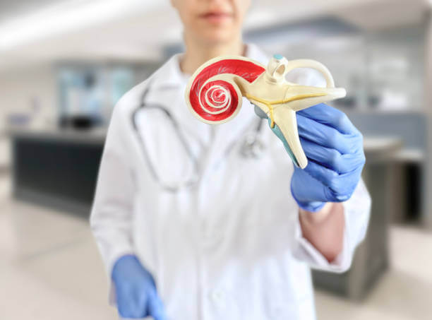 하루아침에 청력까지 잃을 뻔... 메니에르병 잡은 결정적 치료는 이것!