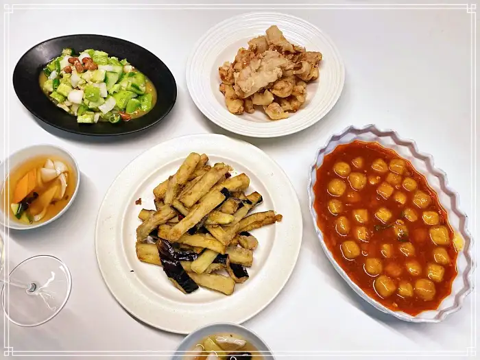 강남 신사 가로수길 맛집 중국식 가정요리 마라탕