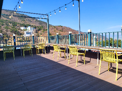 빅토리아 베이커리 가든 루프탑