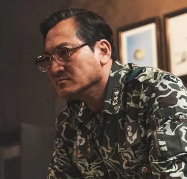 알트태그-공수혁 사령관 역의 정만식 배우